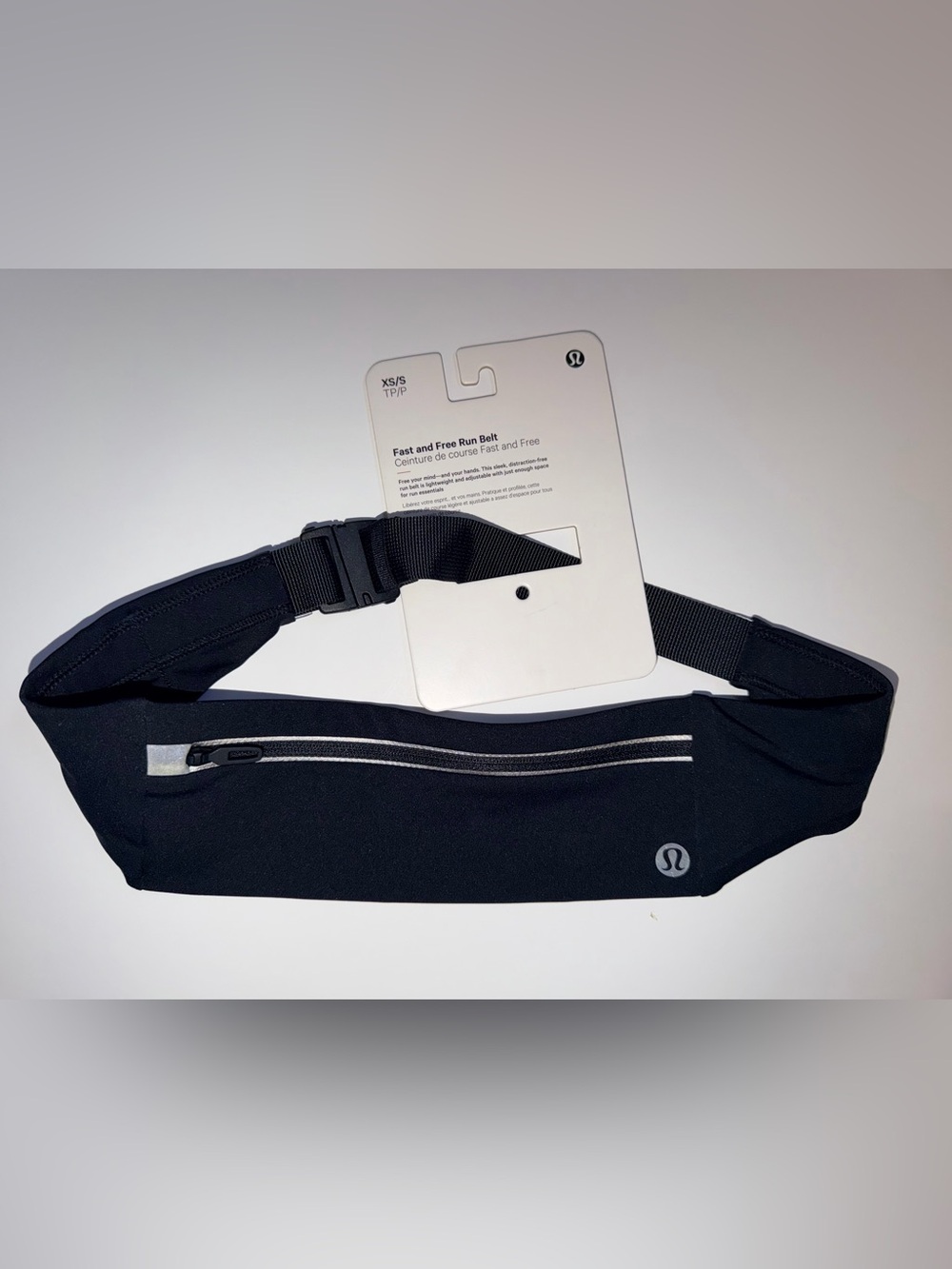 LULULEMON NWT Fast and Free Run Belt Bag in black with Reflective Zip XS/S